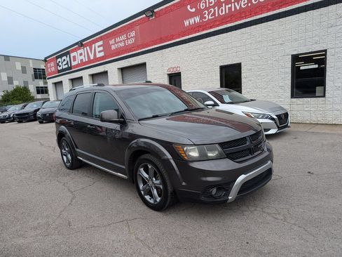 Used 2016 Dodge Journey Crossroad FWD image 2