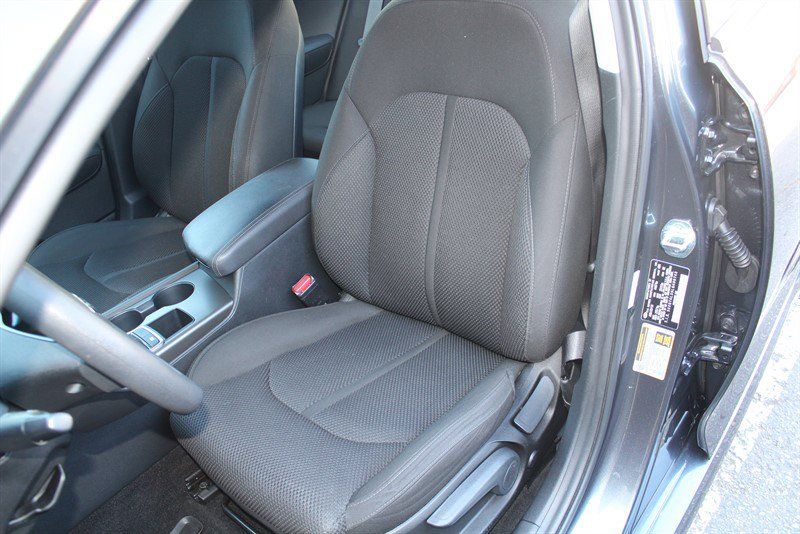 Used 2020 Kia Optima LX FWD image 18