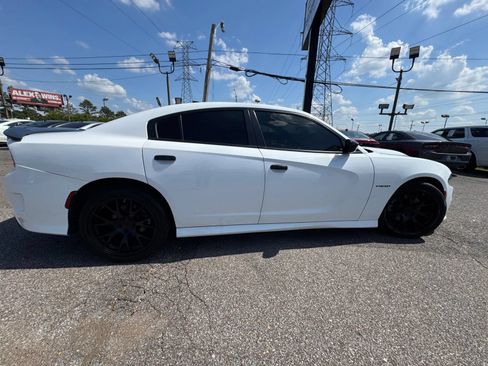 Used 2022 Dodge Charger R/T w/ Blacktop Package RWD image 10