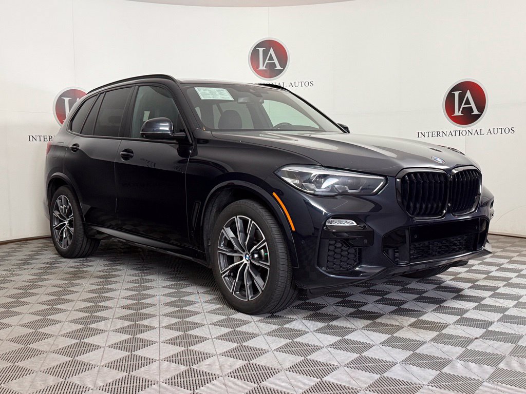 Used 2021 BMW X5 xDrive40i w/ M Sport Package AWD/4WD image 1