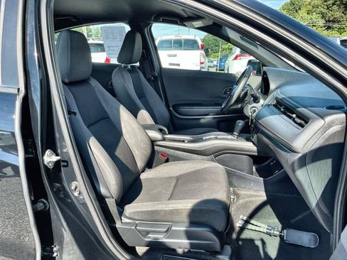 Used 2019 Honda HR-V Sport image 26