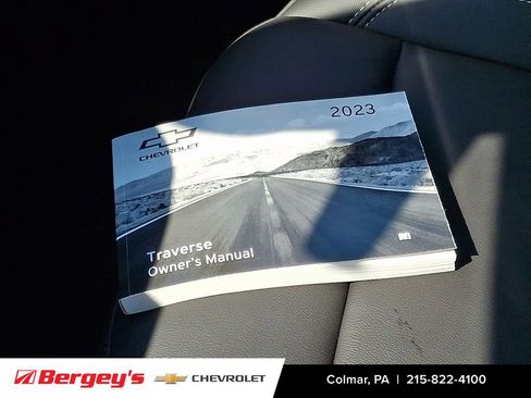 Certified 2023 Chevrolet Traverse LT w/ LT Premium Package AWD/4WD image 31