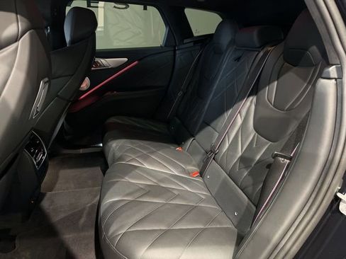 Used 2023 BMW XM image 27