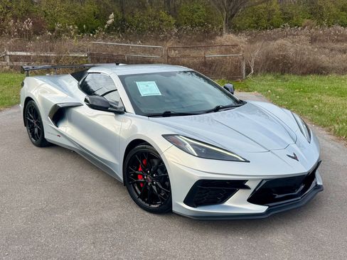 Used 2023 Chevrolet Corvette Stingray Convertible image 14