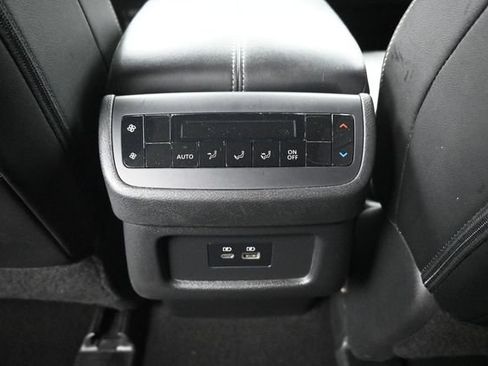 Used 2023 Nissan Pathfinder SL AWD/4WD image 26
