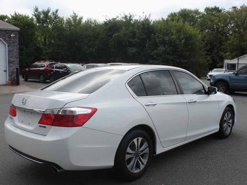 Used 2015 Honda Accord LX image 5