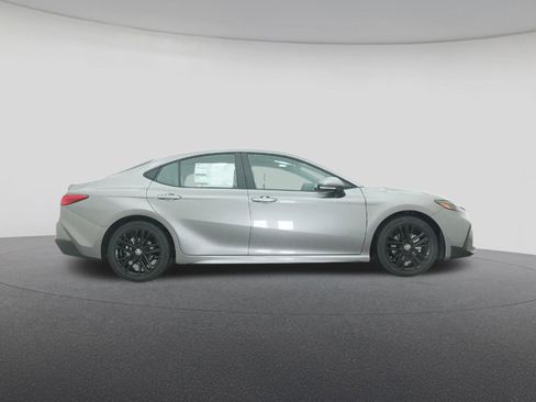 New 2026 Toyota Camry SE image 27