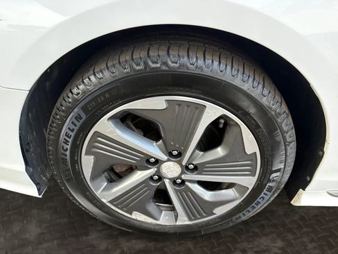 Used 2019 Hyundai Sonata Limited FWD image 35