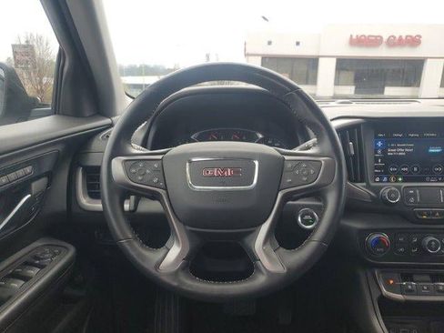 Used 2022 GMC Terrain AT4 image 15