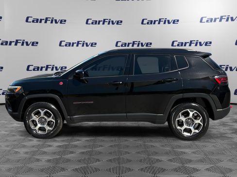 Used 2022 Jeep Compass Trailhawk w/ Trailhawk Elite Group AWD/4WD image 2