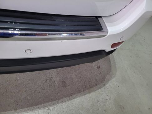 Used 2018 Jeep Grand Cherokee Limited image 13