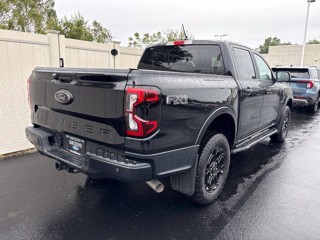 Used 2025 Ford Ranger XLT w/ FX4 Off-Road Package AWD/4WD image 3