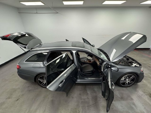 Used 2019 Mercedes-Benz E 450 4MATIC Wagon w/ Driver Assistance Package image 15