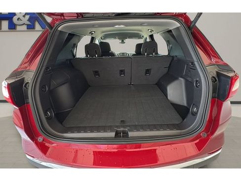 Used 2018 Chevrolet Equinox LT FWD image 17