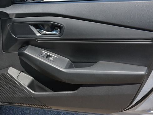 Used 2023 Honda Accord EX image 22