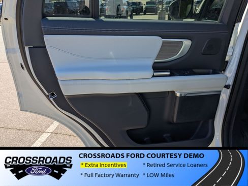 New 2025 Ford Expedition Platinum w/ Platinum Ultimate Package image 28