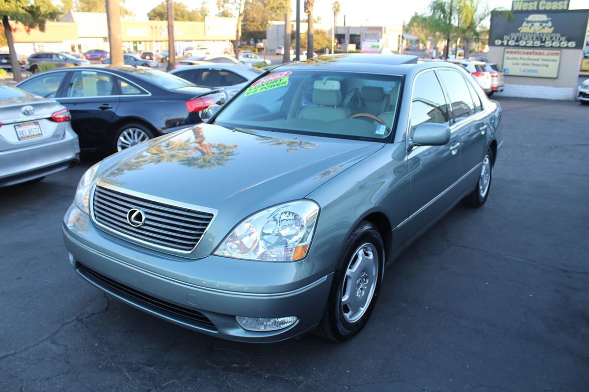 Used 2002 Lexus LS 430 w/ Navigation/Mark Levinson Pkg RWD image 4