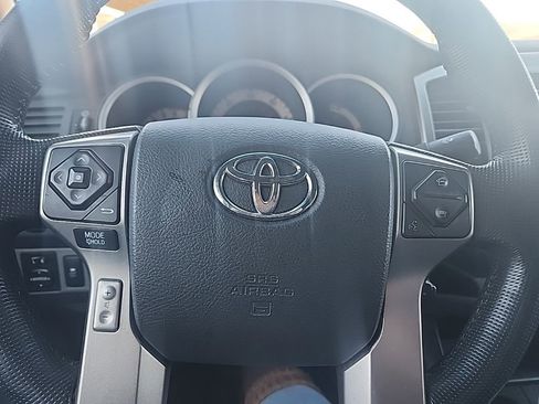 Used 2015 Toyota Tacoma 4x4 Double Cab image 14