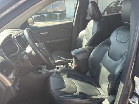 Used 2014 Jeep Cherokee Limited w/ Luxury Group image 11