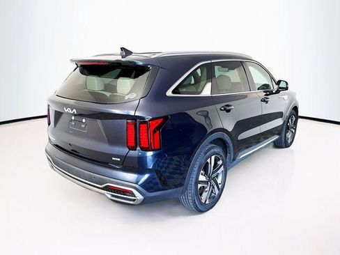 Certified 2024 Kia Sorento EX AWD/4WD image 5
