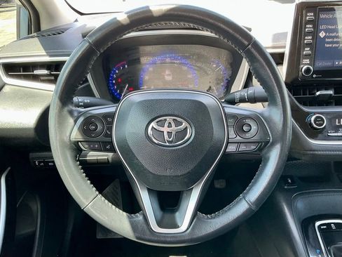 Used 2020 Toyota Corolla XLE FWD image 35