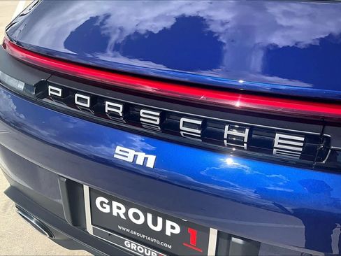 Used 2025 Porsche 911 Carrera RWD image 27