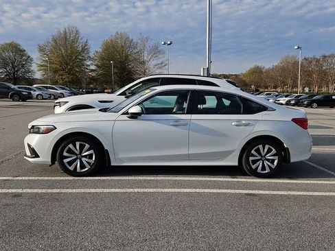 Used 2023 Honda Civic LX image 5