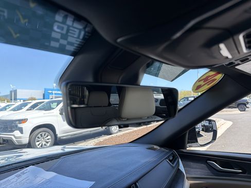 Used 2024 Jeep Grand Cherokee Limited w/ Luxury Tech Group II image 27