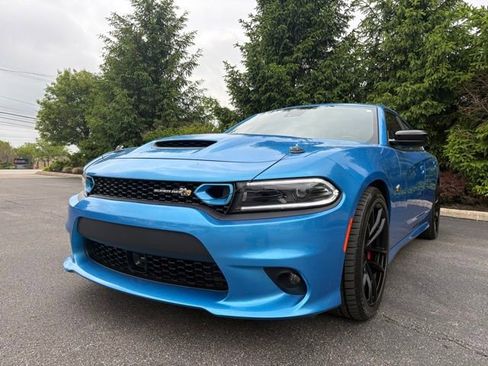 Used 2023 Dodge Charger Scat Pack w/ Plus Group RWD image 1