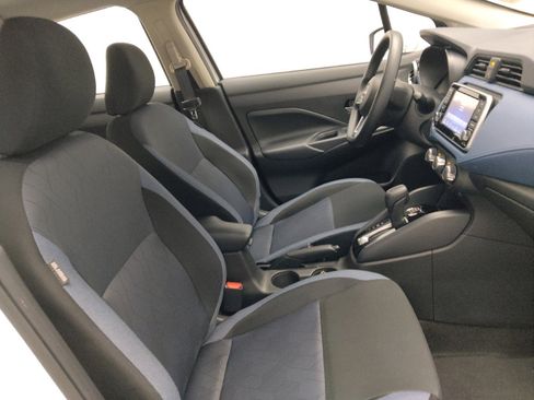 Used 2025 Nissan Versa SV w/ Trunk Package FWD image 21