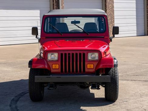 Used 1993 Jeep Wrangler S image 2