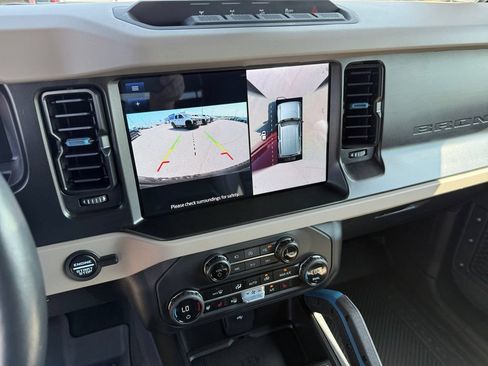 Used 2023 Ford Bronco Wildtrak AWD/4WD image 18