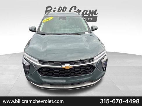New 2026 Chevrolet Trax LT w/ LT Convenience Package FWD image 33