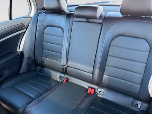 Used 2018 Volkswagen GTI SE w/ SE Leather Package FWD image 13