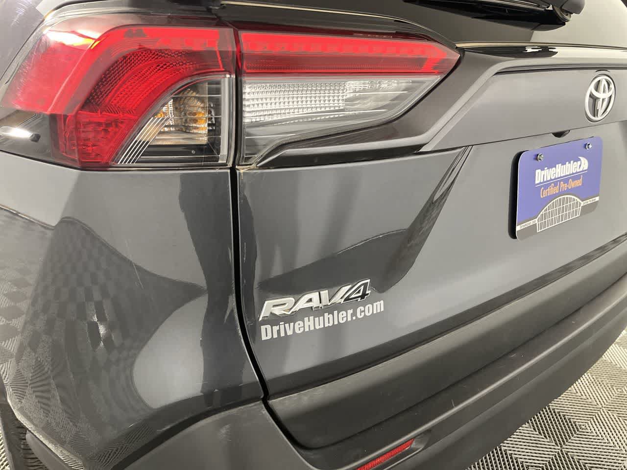 Used 2025 Toyota RAV4 LE AWD/4WD image 11