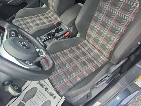 Used 2018 Volkswagen GTI S FWD image 14