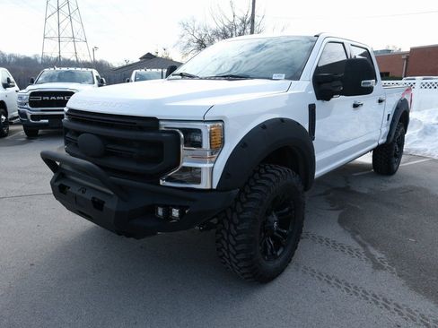 Used 2022 Ford F250 Platinum w/ FX4 Off-Road Package image 11