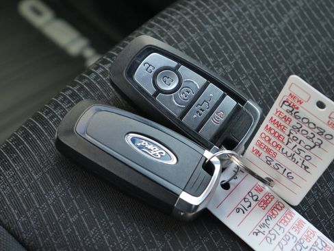 Certified 2022 Ford F150 XLT w/ Equipment Group 302A High AWD/4WD image 38