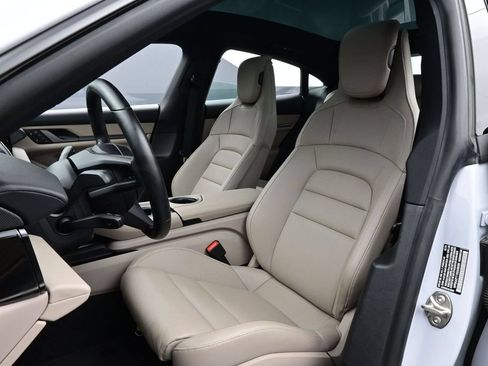Used 2025 Porsche Taycan RWD image 5