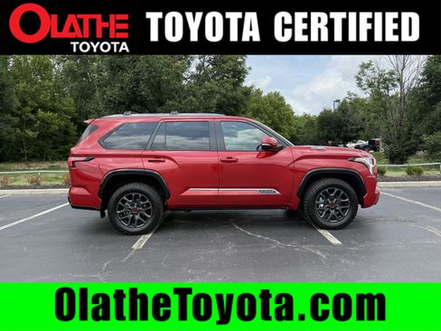 Certified 2025 Toyota Sequoia Platinum AWD/4WD image 1