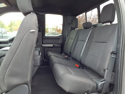 Used 2020 Ford F150 XLT w/ Equipment Group 302A Luxury AWD/4WD image 9