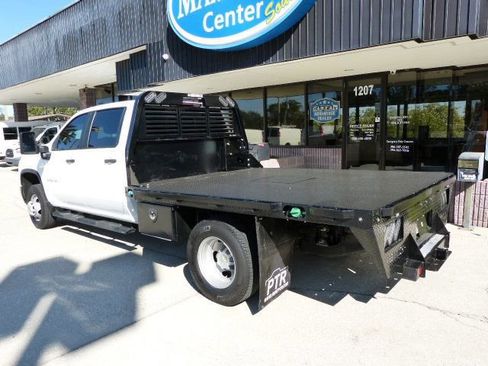 Used 2024 Chevrolet Silverado 3500 W/T w/ Snow Plow Prep Package image 3