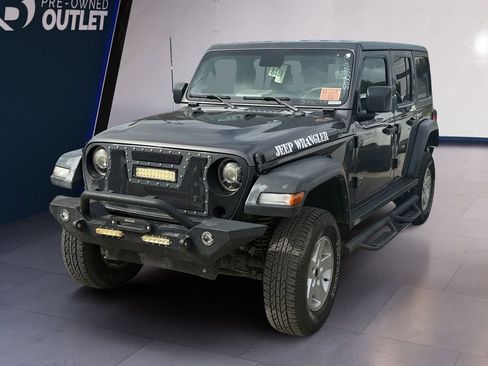 Used 2022 Jeep Wrangler Unlimited Sport AWD/4WD image 1