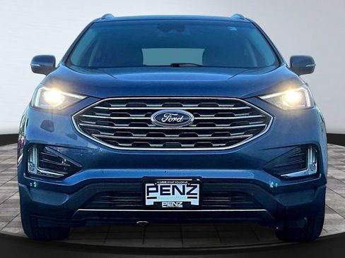 Used 2019 Ford Edge SEL w/ Equipment Group 201A AWD/4WD image 2