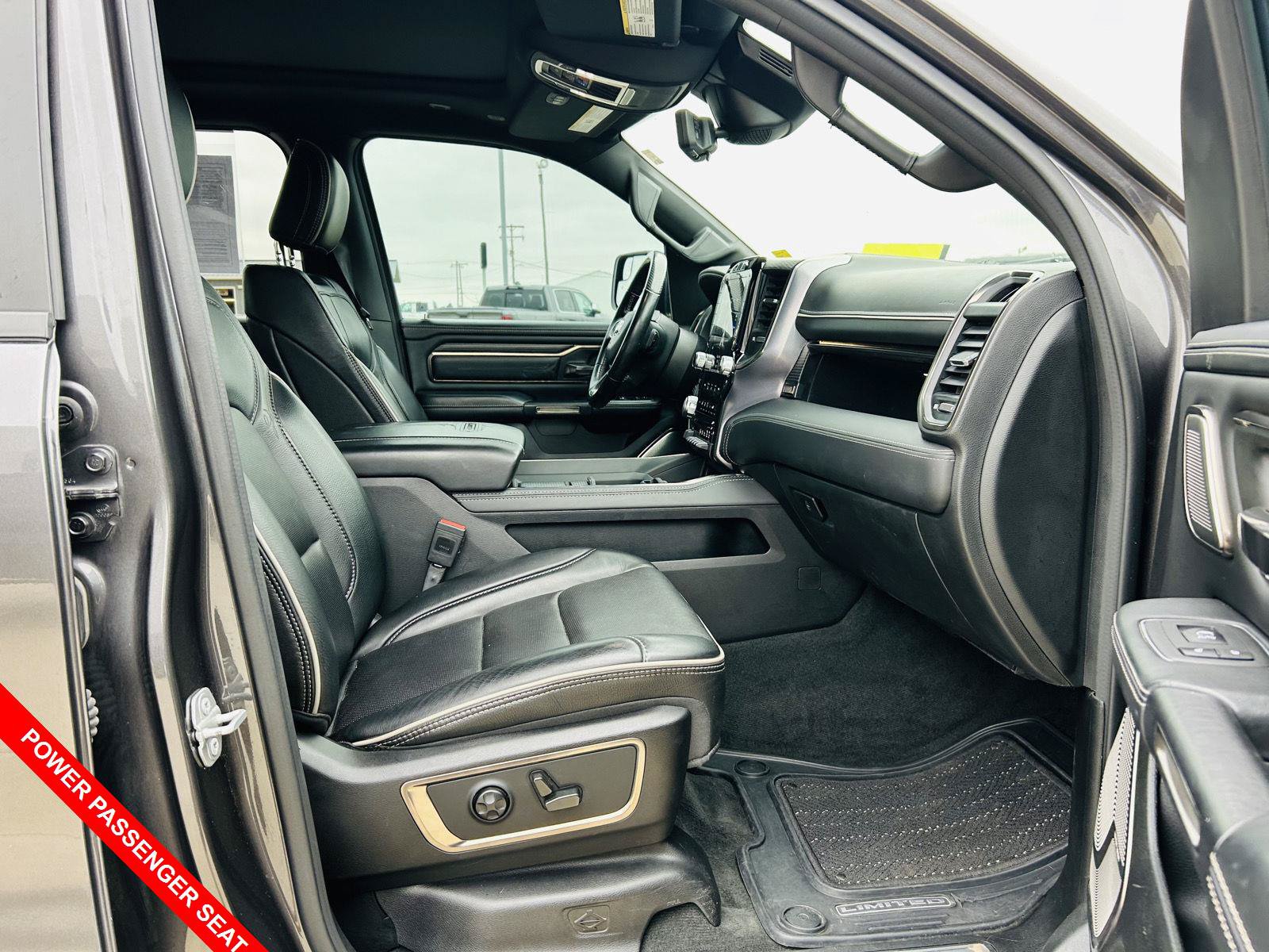 Used 2021 RAM 1500 Limited w/ Night Edition AWD/4WD image 33