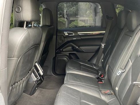 Used 2012 Porsche Cayenne AWD/4WD image 15