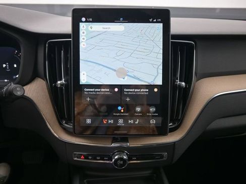 New 2026 Volvo XC60 B5 Core w/ Climate Package image 13