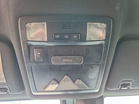 Used 2019 Toyota Tacoma TRD Sport AWD/4WD image 29