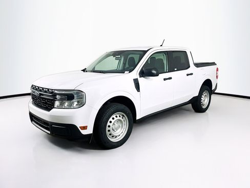 Used 2024 Ford Maverick XL FWD image 3