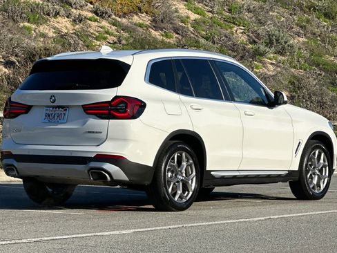 Used 2024 BMW X3 xDrive30i w/ Premium Package w/ZPA image 2